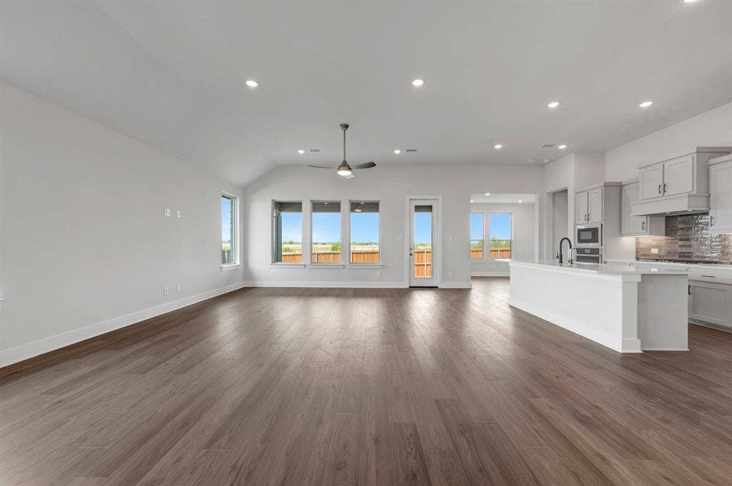 344 Kathryn Drive, Fort Worth, TX 76052 Inspiration Collection at LaPrelle