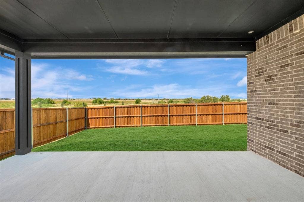 344 Kathryn Drive, Fort Worth, TX 76052 Inspiration Collection at LaPrelle