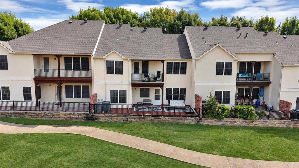 1607 Masters Drive, DeSoto, TX 75115 1607 Masters Drive, DeSoto, TX 75115