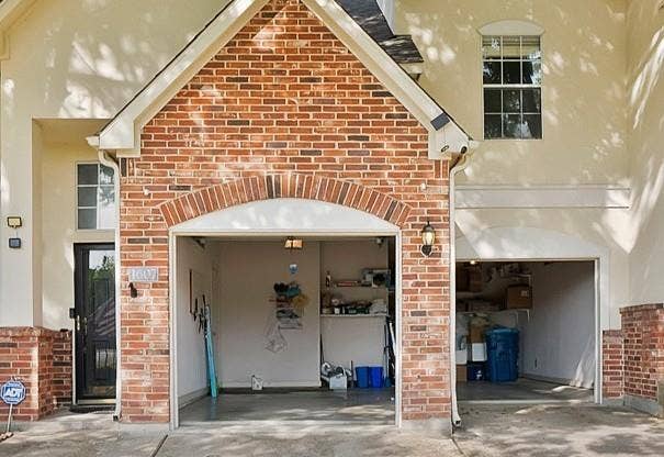 1607 Masters Drive, DeSoto, TX 75115 1607 Masters Drive, DeSoto, TX 75115