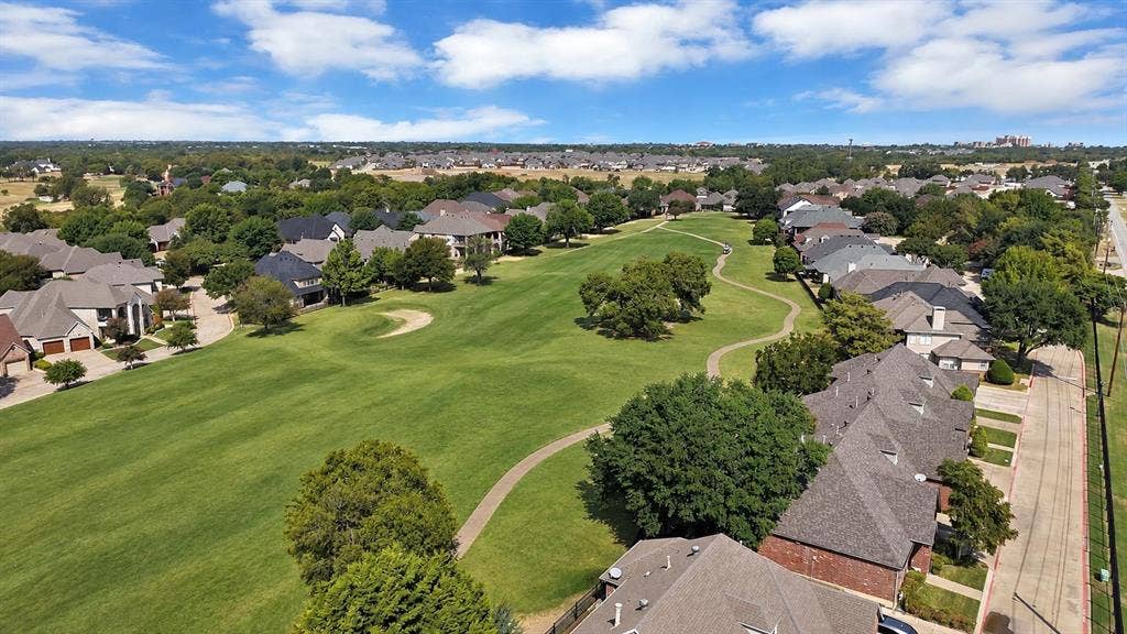 1607 Masters Drive, DeSoto, TX 75115 Hole 15 Thorntree Golf Club