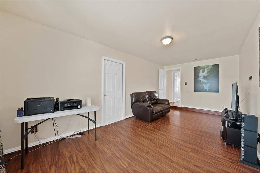 1607 Masters Drive, DeSoto, TX 75115 1607 Masters Drive, DeSoto, TX 75115