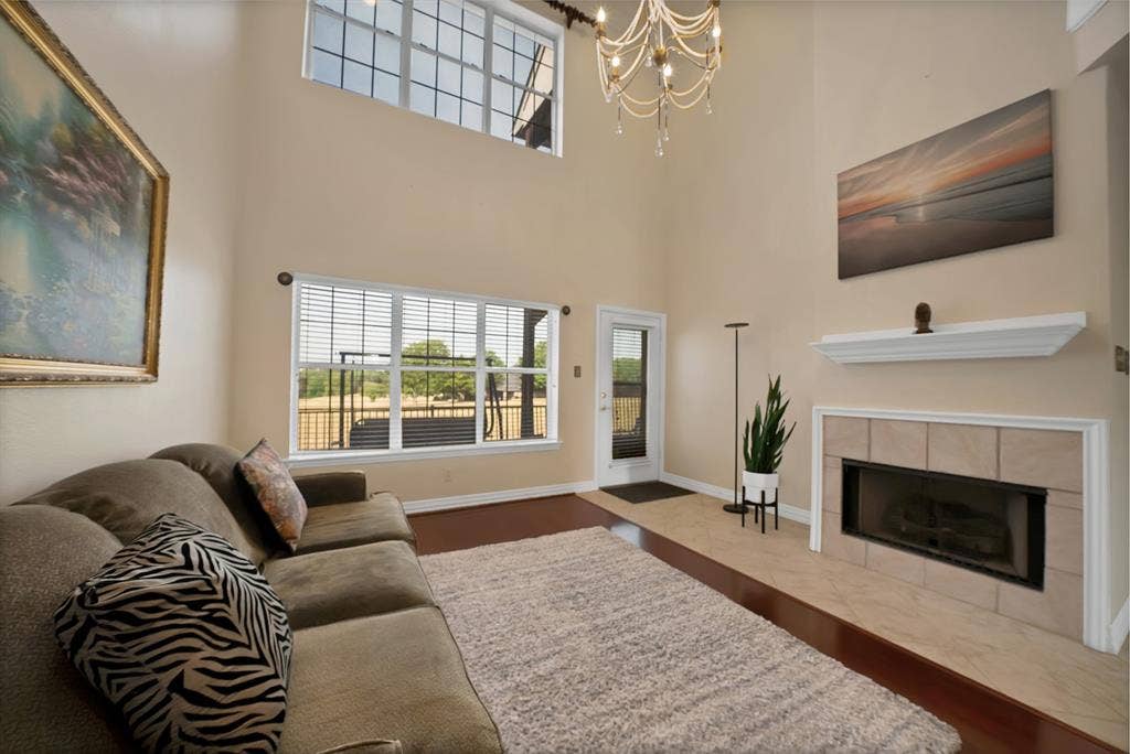 1607 Masters Drive, DeSoto, TX 75115 1607 Masters Drive, DeSoto, TX 75115