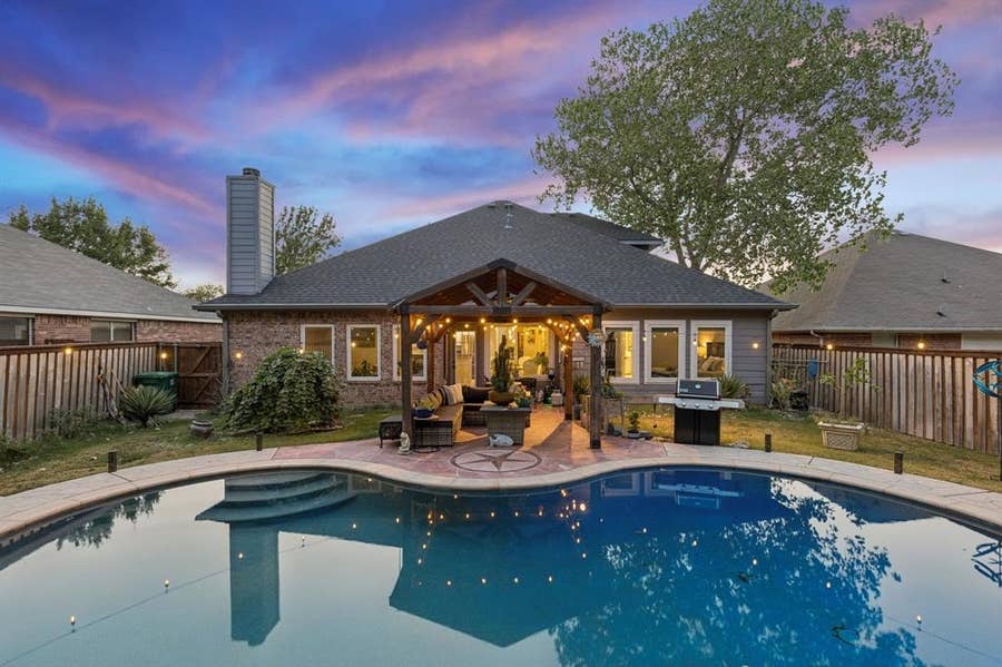 Property photo for 10404 Bear Creek Trail, Fort Worth, TX