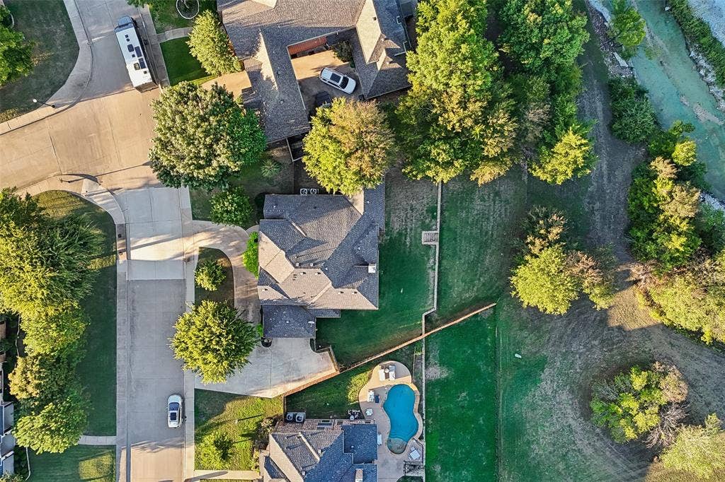 305 Fountain Creek Court, Ovilla, TX 75154 305 Fountain Creek Court, Ovilla, TX 75154