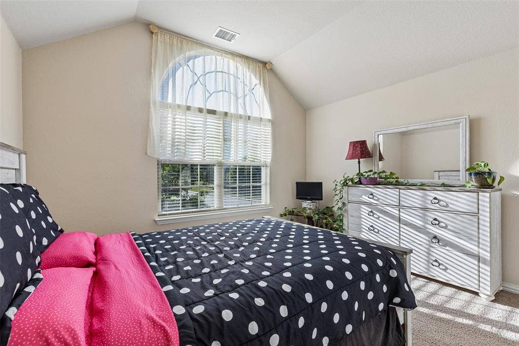 305 Fountain Creek Court, Ovilla, TX 75154 305 Fountain Creek Court, Ovilla, TX 75154