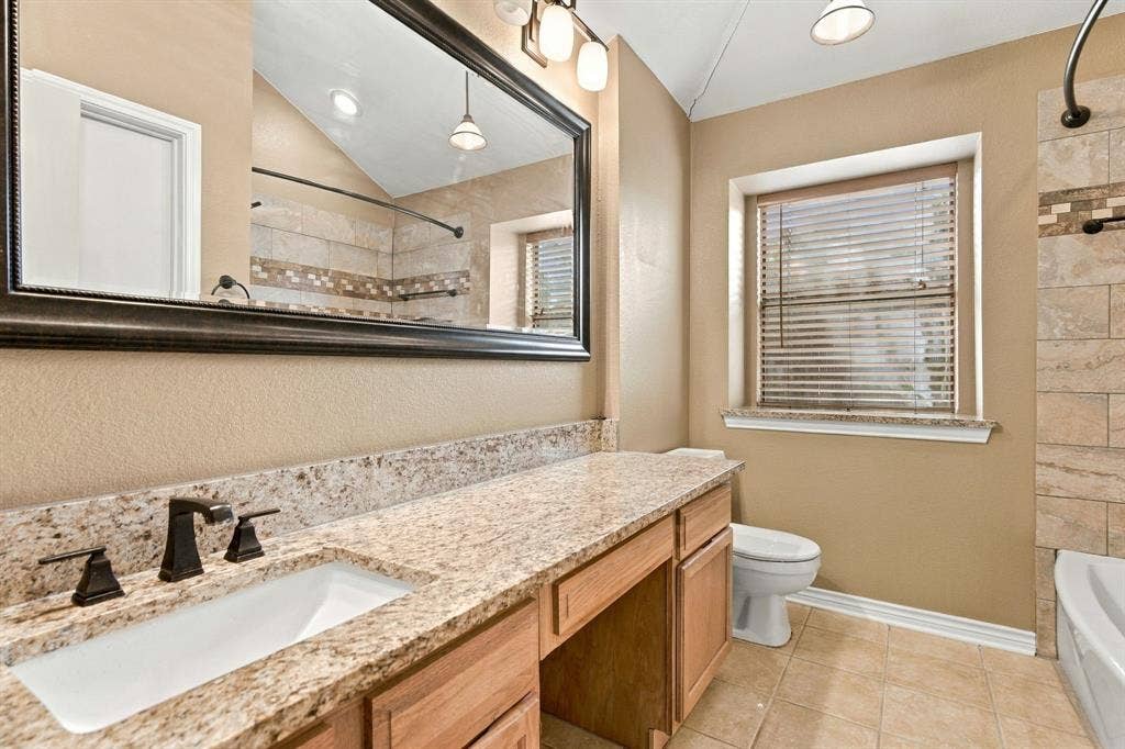 569 Grace Lane, Coppell, TX 75019 569 Grace Lane, Coppell, TX 75019