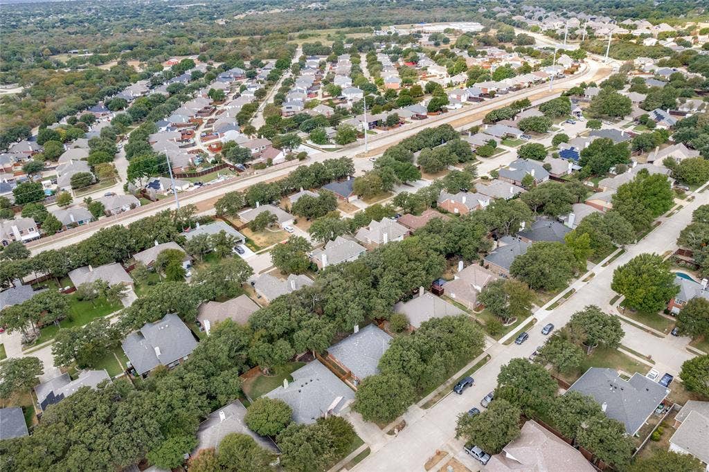 1374 Forest Creek Drive, Lewisville, TX 75067