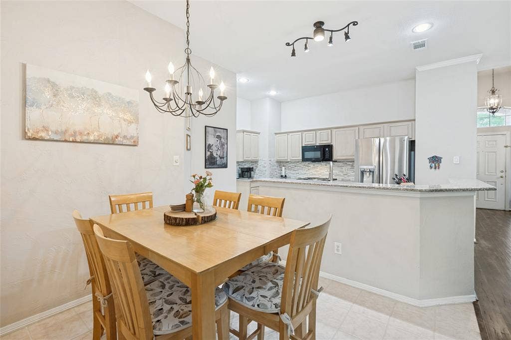 1374 Forest Creek Drive, Lewisville, TX 75067