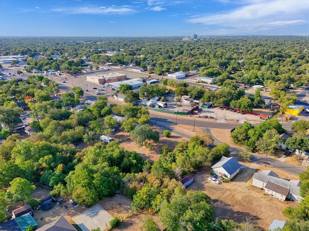 3123 N 18th Street, Waco, TX 76708 3123 N 18th Street, Waco, TX 76708