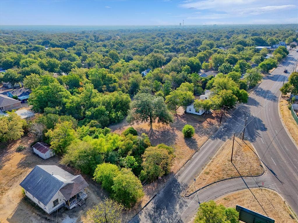 3123 N 18th Street, Waco, TX 76708 3123 N 18th Street, Waco, TX 76708