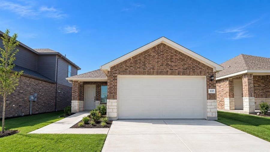 Property photo for 537 STERLING THICKET Lane, Denton, TX
