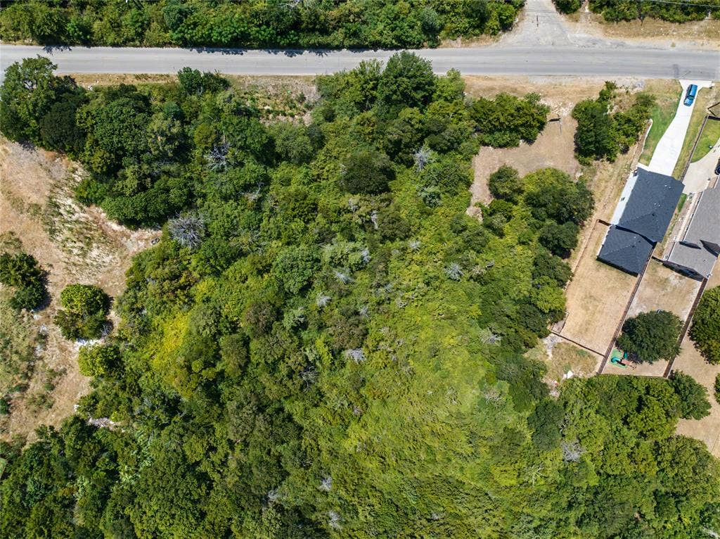 3530 S Ledbetter Drive, Dallas, TX 75236 3530 S Ledbetter Drive, Dallas, TX 75236