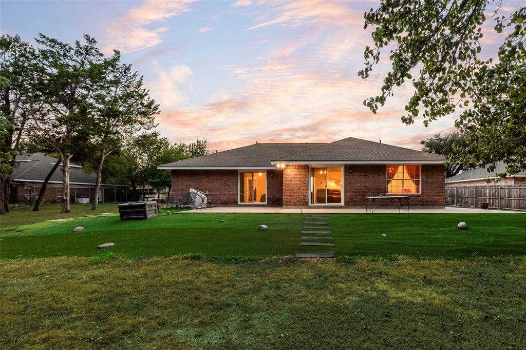 5120 Cliff Haven Drive, Dallas, TX 75236 5120 Cliff Haven Drive, Dallas, TX 75236