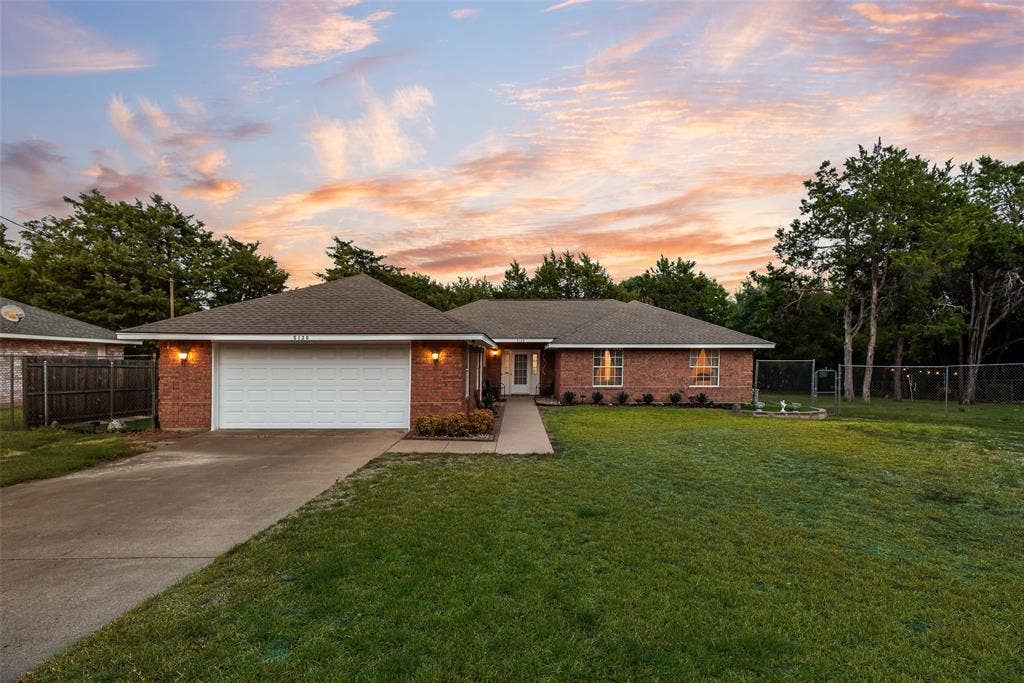 5120 Cliff Haven Drive, Dallas, TX 75236 5120 Cliff Haven Drive, Dallas, TX 75236