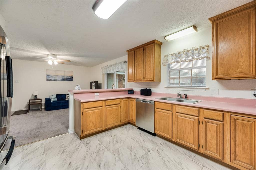 5120 Cliff Haven Drive, Dallas, TX 75236 5120 Cliff Haven Drive, Dallas, TX 75236