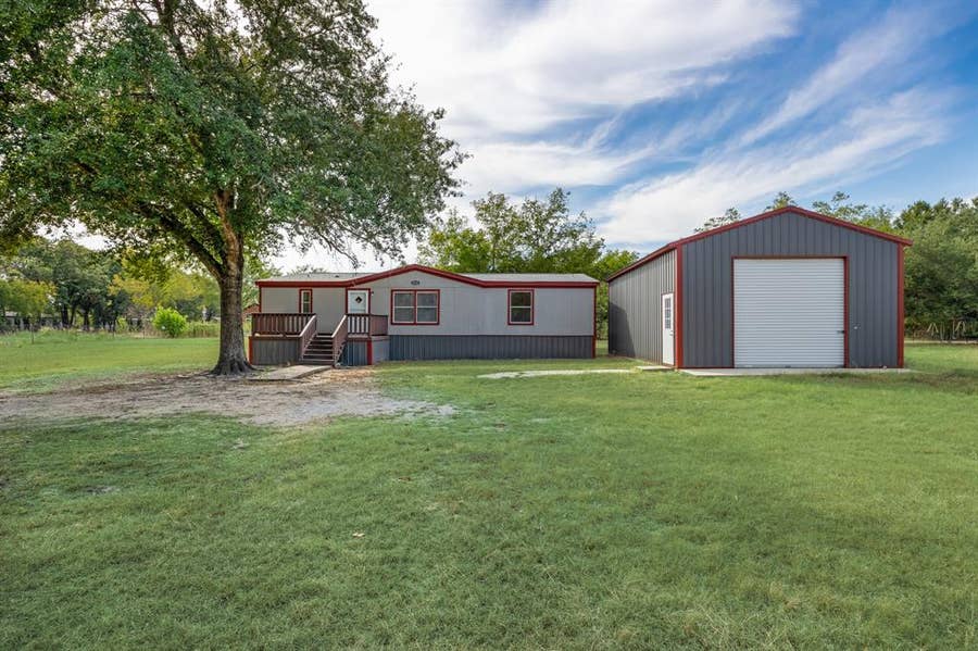 Property photo for 9330 Lynda Lane, Hawk Cove, TX