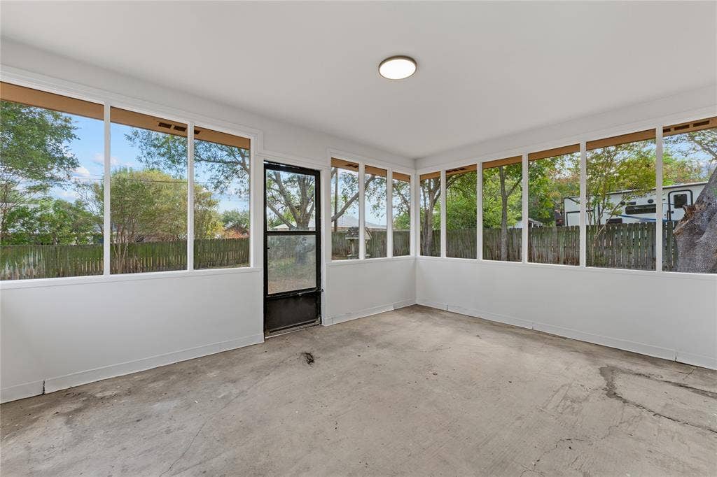 125 E Dawn Drive, Waco, TX 76706 125 E Dawn Drive, Waco, TX 76706