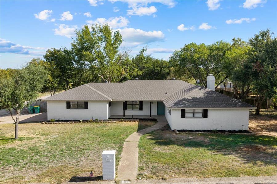 Property photo for 125 E Dawn Drive, Waco, TX
