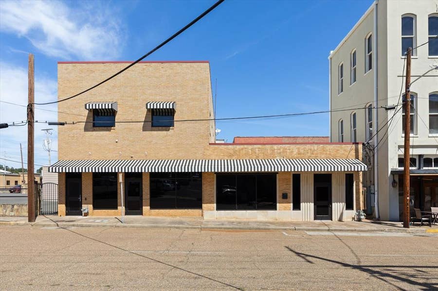 Property photo for 107 W Rusk, Marshall, TX