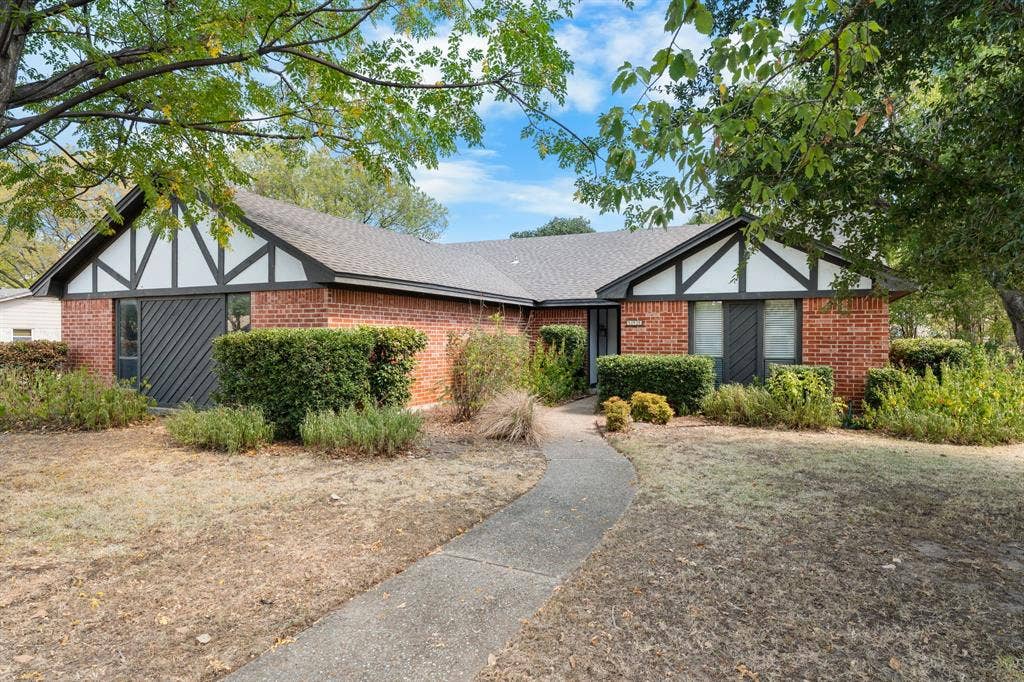 544 Jason Street, Robinson, TX 76706 Brick exterior with Tudor-style gables