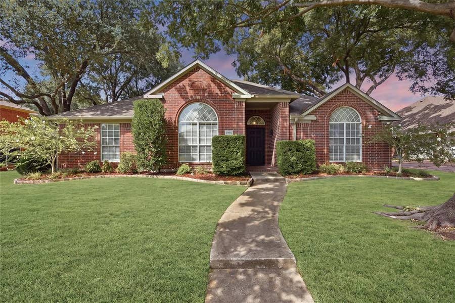 Property photo for 1905 Greenhill Drive, Rowlett, TX
