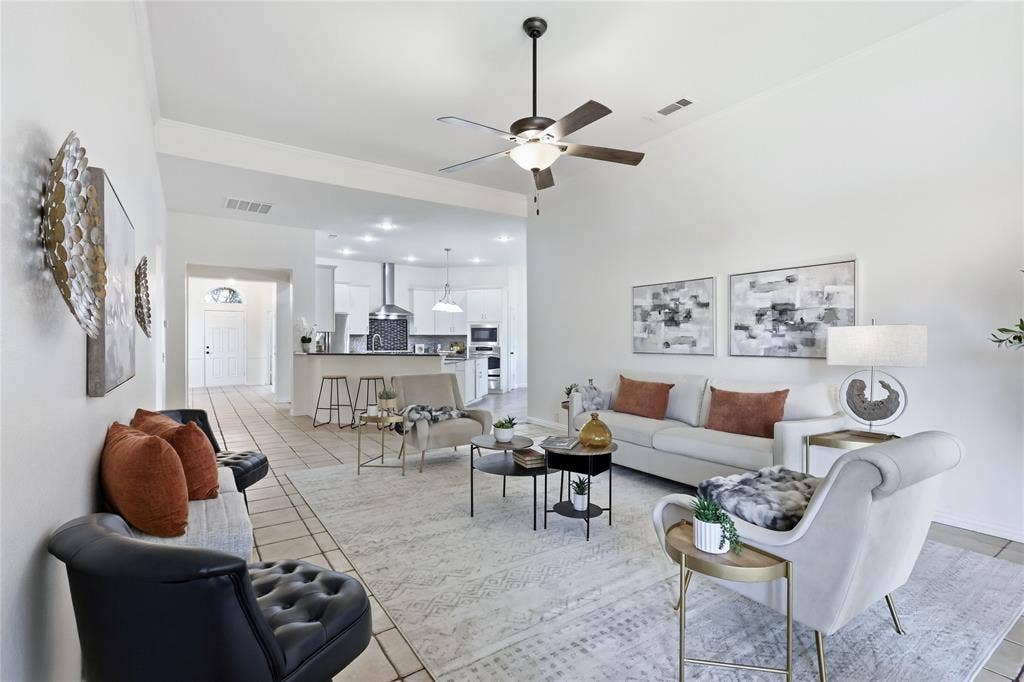 1905 Greenhill Drive, Rowlett, TX 75088