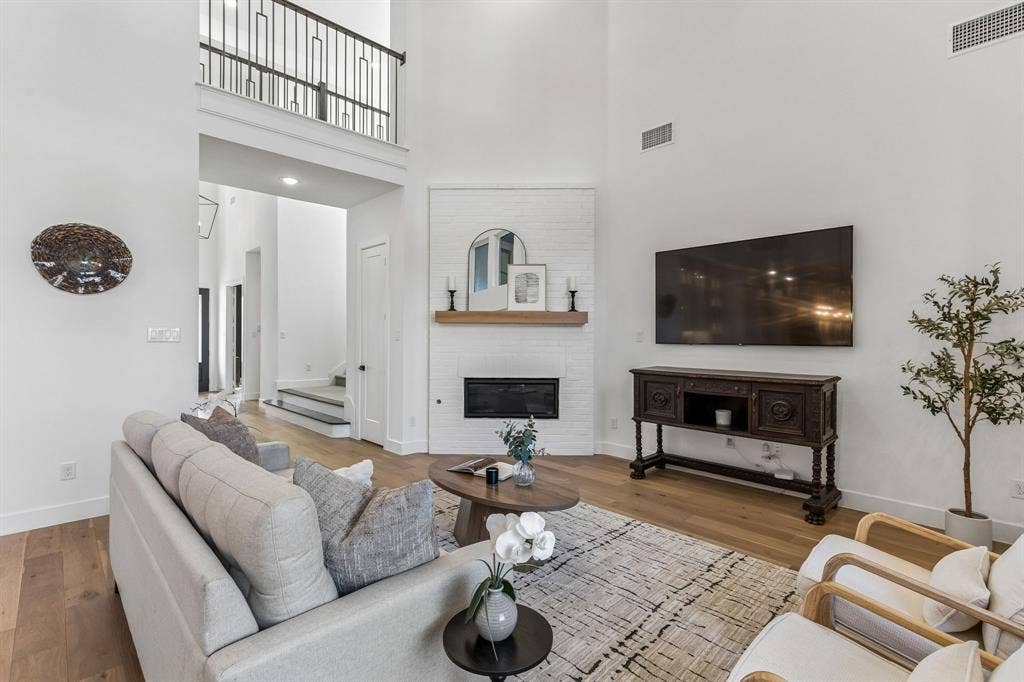 2226 Randas Way, Rockwall, TX 75087 2226 Randas Way, Rockwall, TX 75087