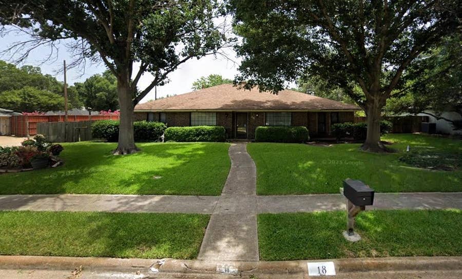 Property photo for 18 Walnut Creek Place, Richardson, TX