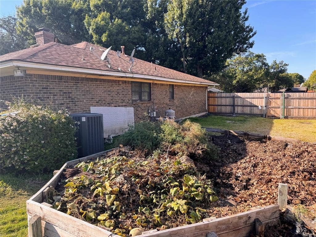 18 Walnut Creek Place, Richardson, TX 75080 18 Walnut Creek Place, Richardson, TX 75080