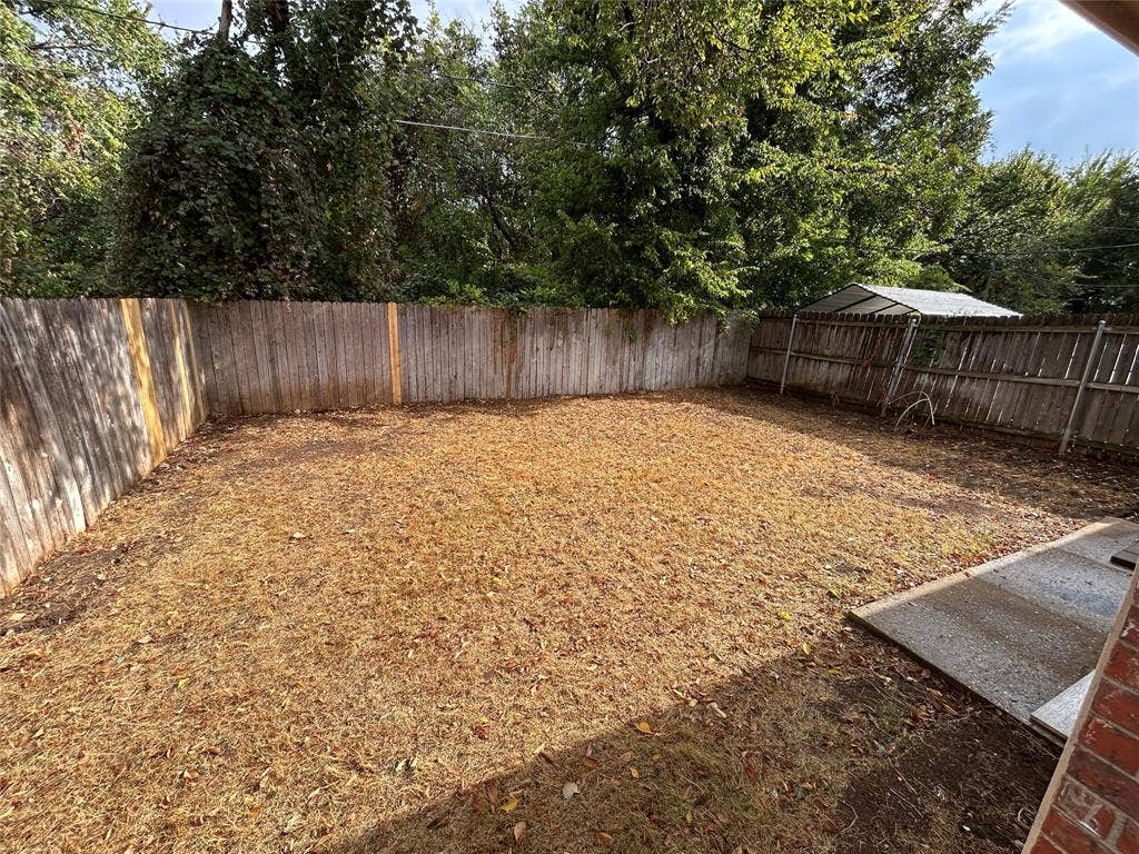 5425 Stagetrail Drive, Arlington, TX 76017 5425 Stagetrail Drive, Arlington, TX 76017