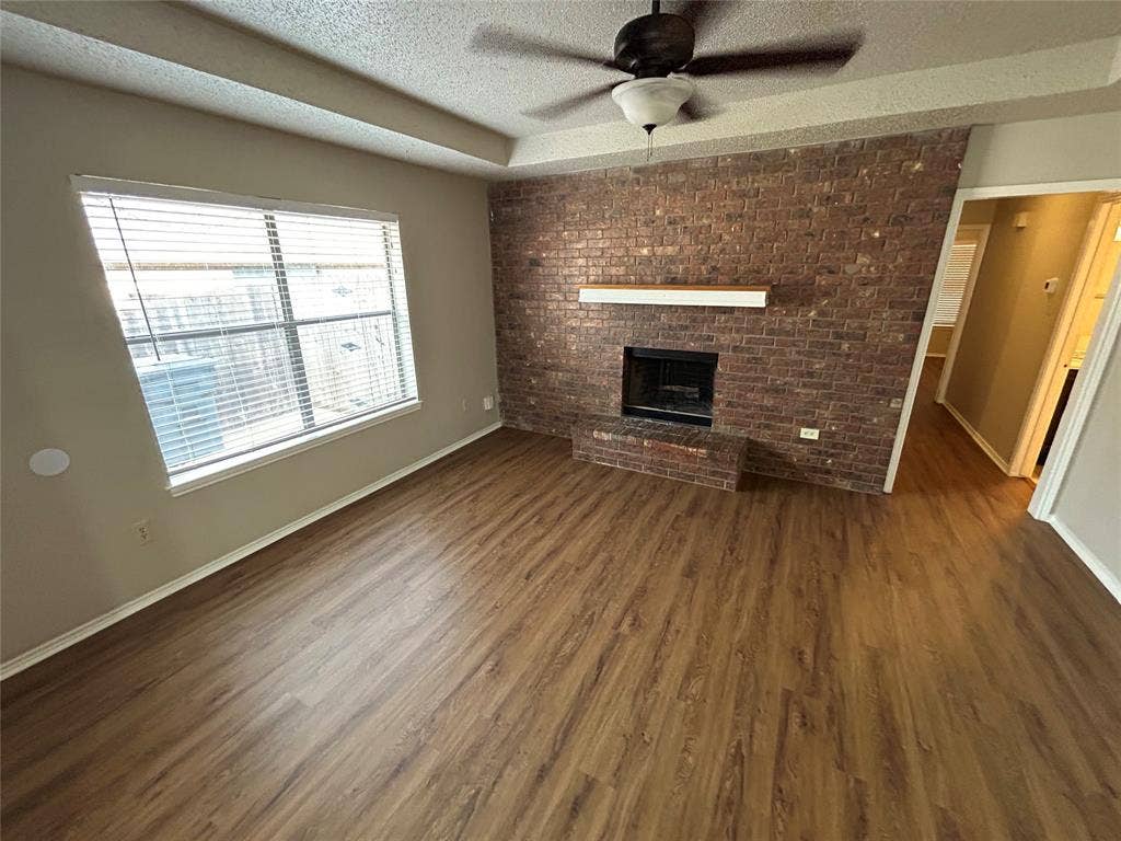 5425 Stagetrail Drive, Arlington, TX 76017 5425 Stagetrail Drive, Arlington, TX 76017