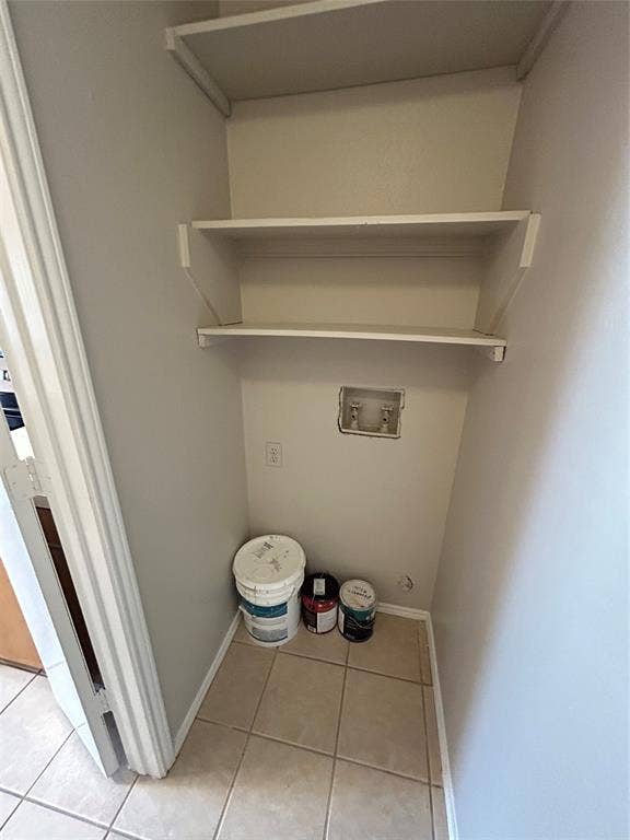 5425 Stagetrail Drive, Arlington, TX 76017 5425 Stagetrail Drive, Arlington, TX 76017