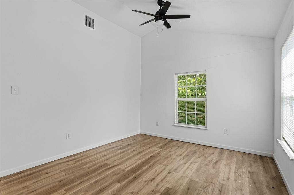 2123 Burnett Avenue, Waco, TX 76706 2123 Burnett Avenue, Waco, TX 76706