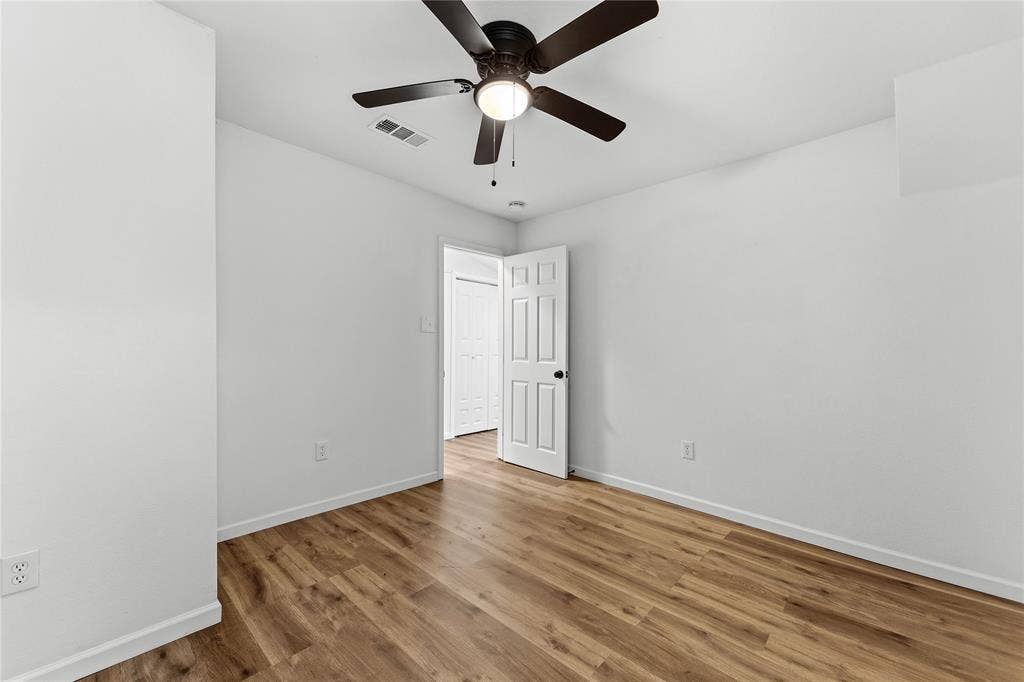 2123 Burnett Avenue, Waco, TX 76706 2123 Burnett Avenue, Waco, TX 76706