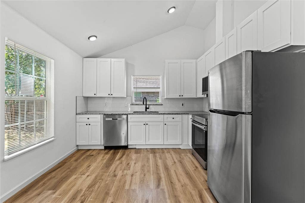 2123 Burnett Avenue, Waco, TX 76706 2123 Burnett Avenue, Waco, TX 76706