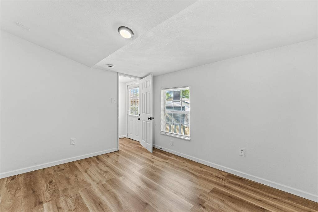 2123 Burnett Avenue, Waco, TX 76706 2123 Burnett Avenue, Waco, TX 76706