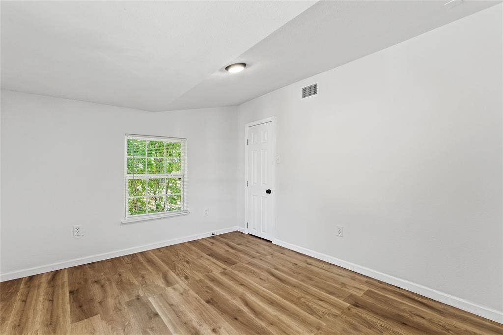 2123 Burnett Avenue, Waco, TX 76706 2123 Burnett Avenue, Waco, TX 76706