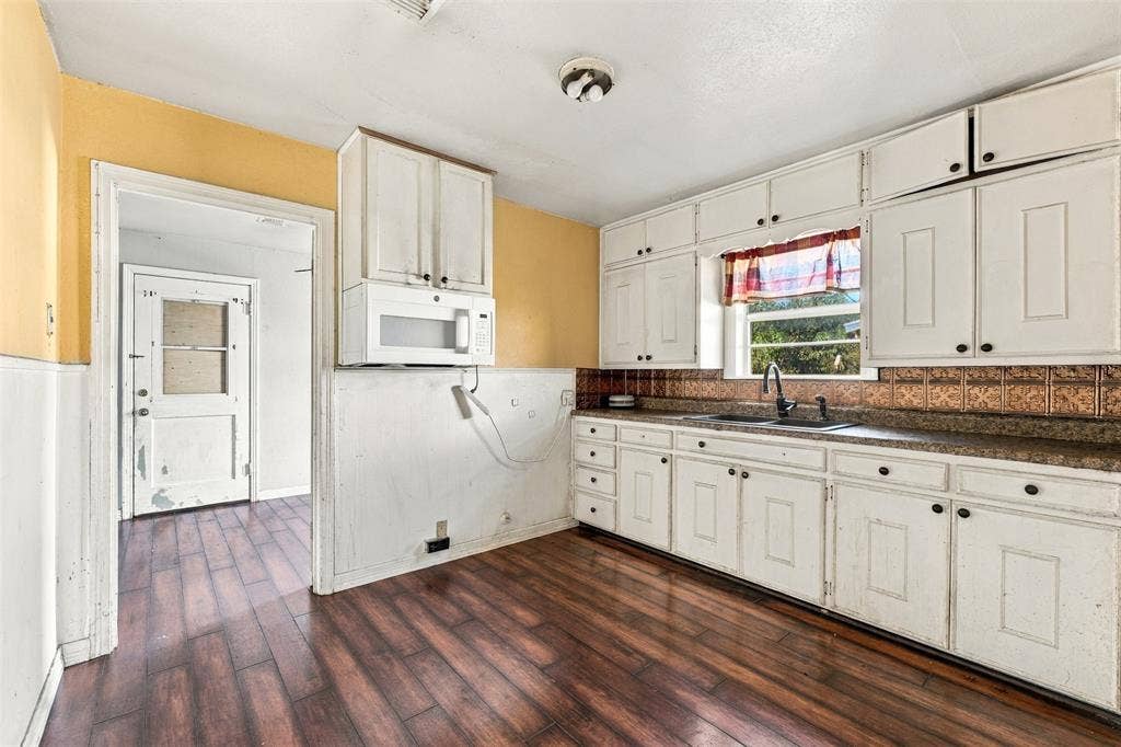 814 S Pierce Street, McGregor, TX 76657 814 S Pierce Street, McGregor, TX 76657