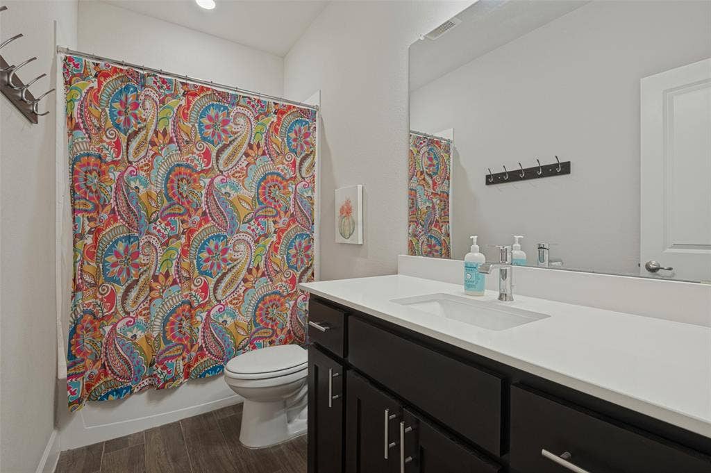 641 Grove Park Lane, Midlothian, TX 76065