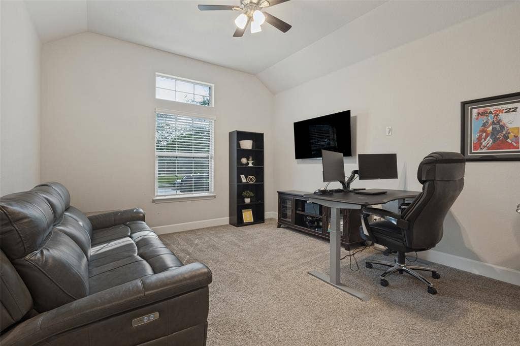 641 Grove Park Lane, Midlothian, TX 76065