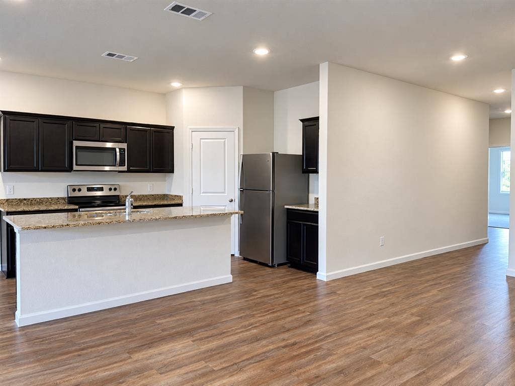 6525 Trident Court, Fort Worth, TX 76179 6525 Trident Court, Fort Worth, TX 76179
