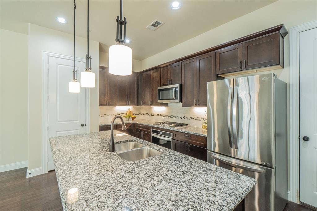 4110 Shavano Drive, Frisco, TX 75034 4110 Shavano Drive, Frisco, TX 75034