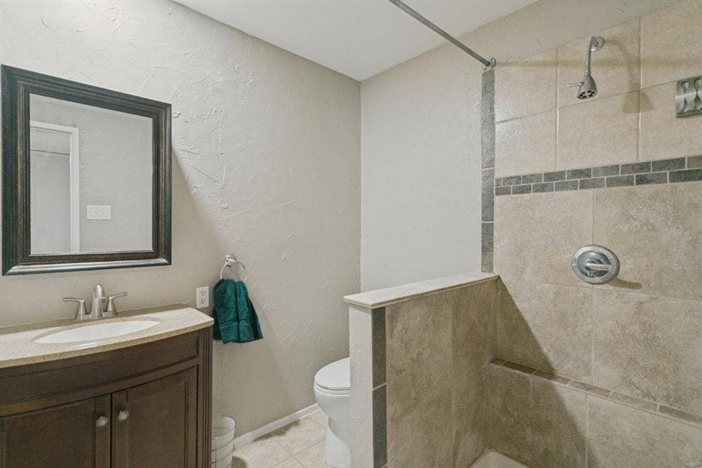 1412 Sequoia Drive, Plano, TX 75023 1412 Sequoia Drive, Plano, TX 75023