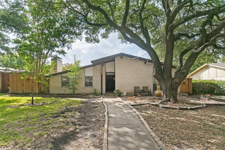 Property photo for 1412 Sequoia Drive, Plano, TX