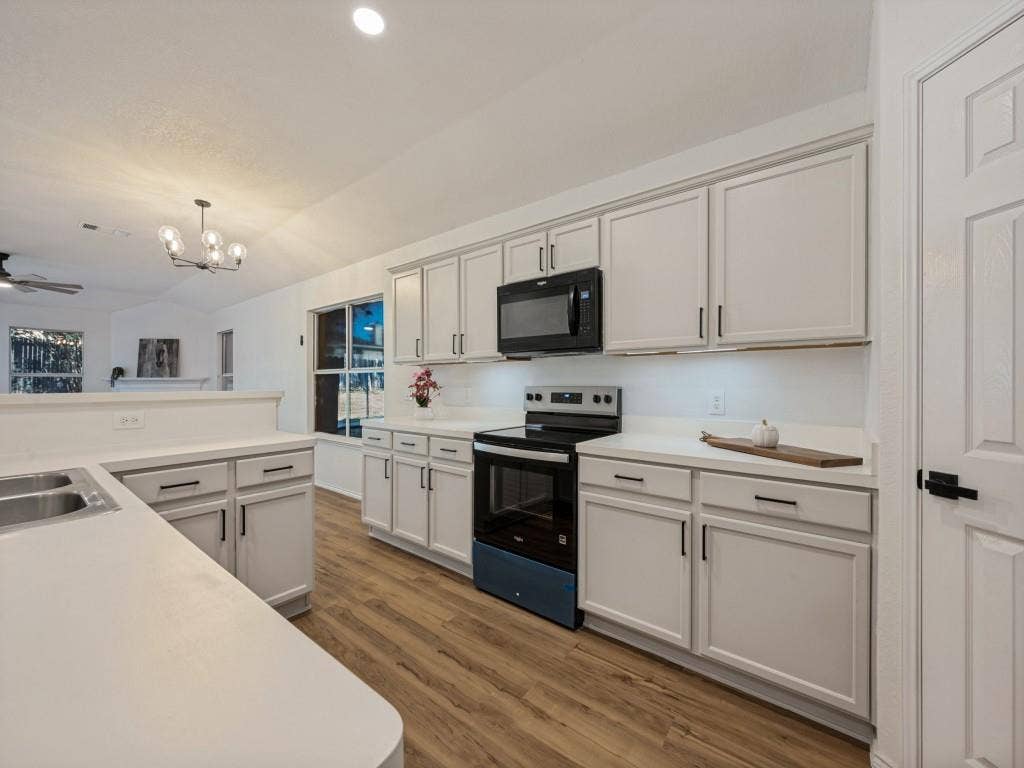 1309 Dundee Drive, Arlington, TX 76002