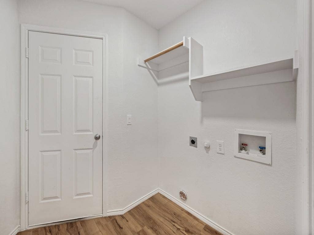 1309 Dundee Drive, Arlington, TX 76002