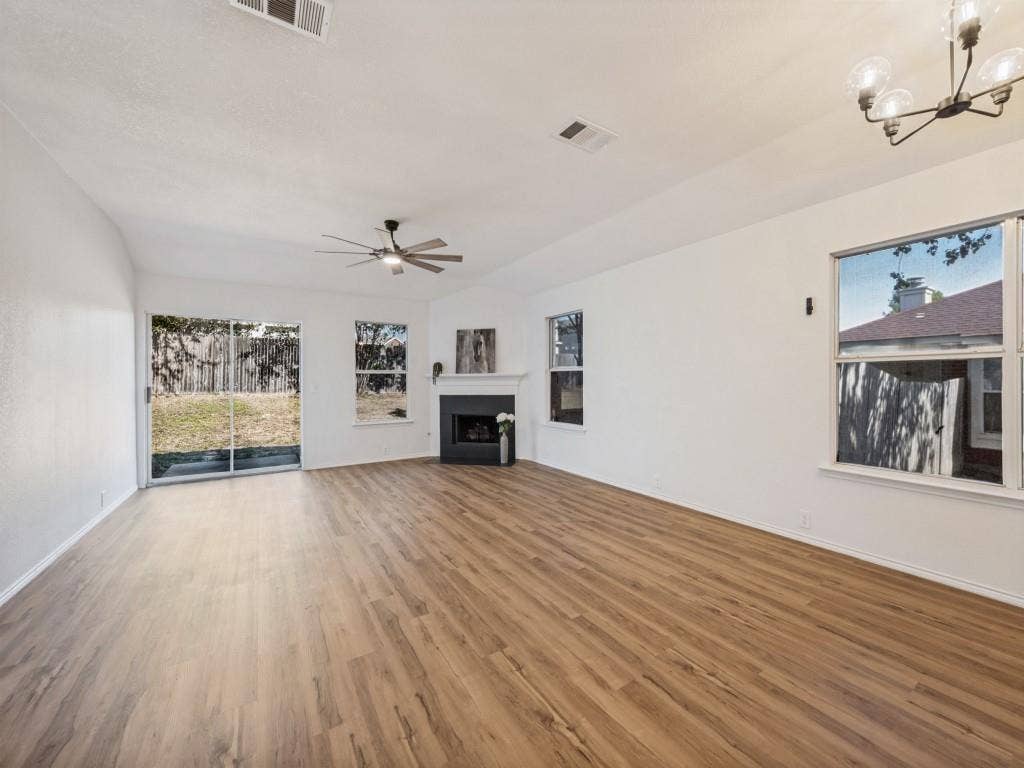 1309 Dundee Drive, Arlington, TX 76002