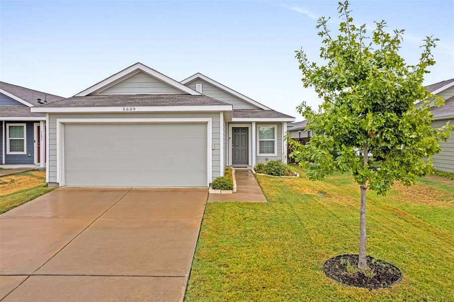 Property photo for 5609 Timber Point Drive, Princeton, TX