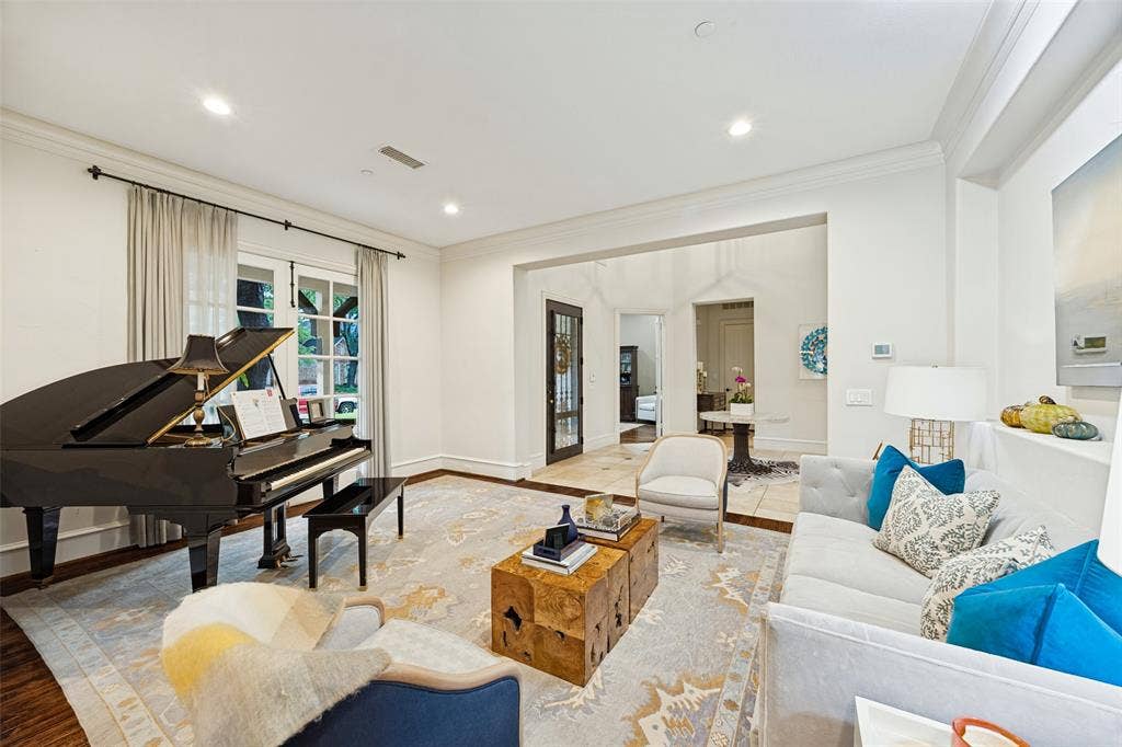6523 Brookshire Drive, Dallas, TX 75230 6523 Brookshire Drive, Dallas, TX 75230